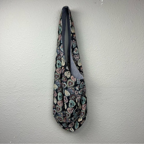 Heart Pattern Woven Tapestry Granny Core Bag - Picture 1 of 5